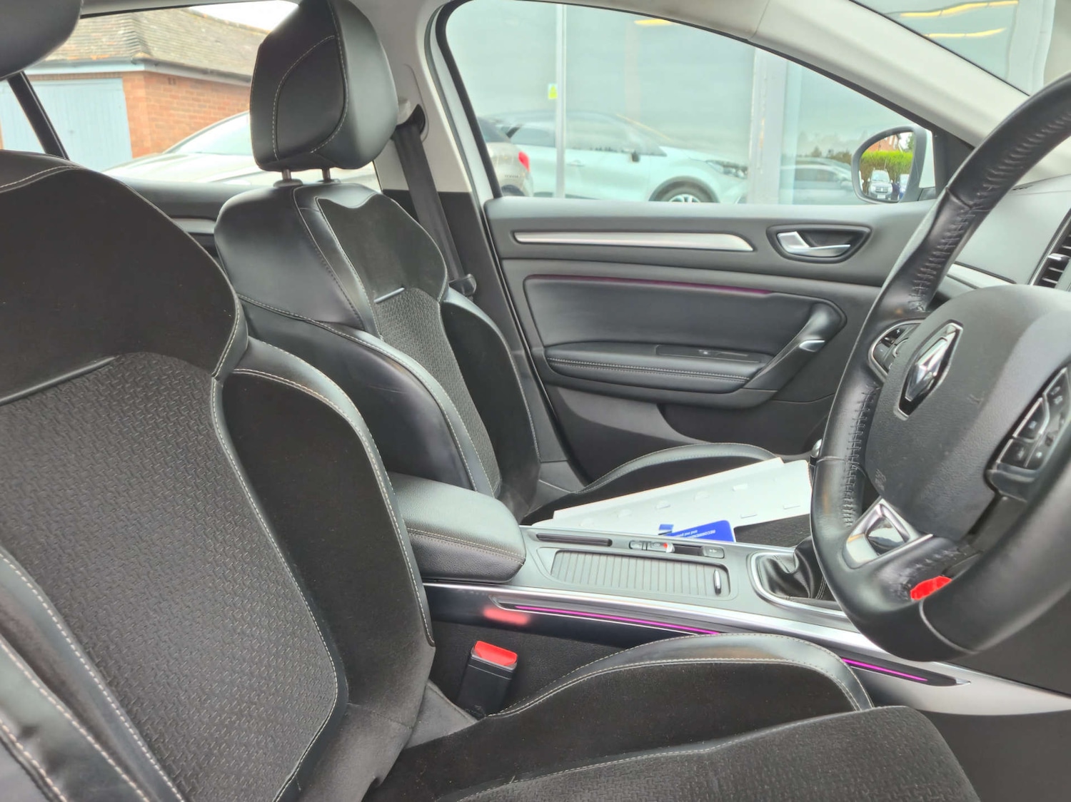 Used Renault Megane 2017 for sale - 76601085: Photo 22