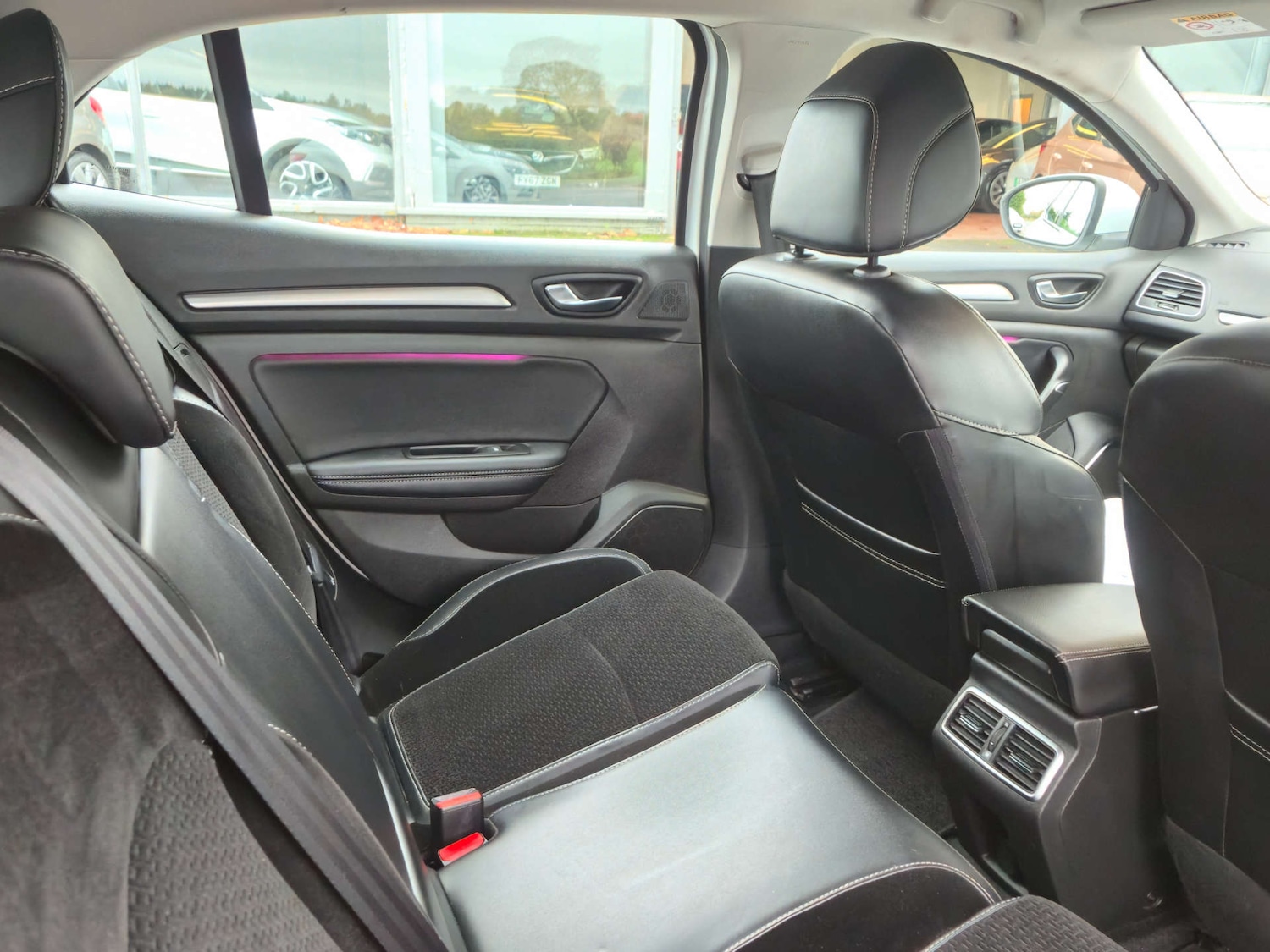 Used Renault Megane 2017 for sale - 76601085: Photo 24