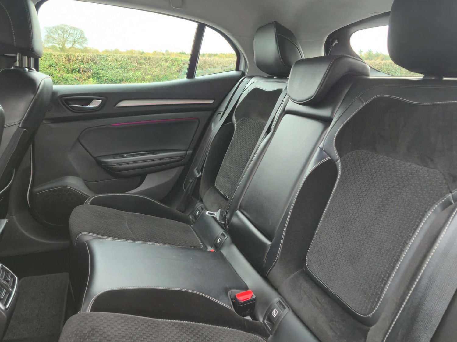 Used Renault Megane 2017 for sale - 76601085: Photo 27