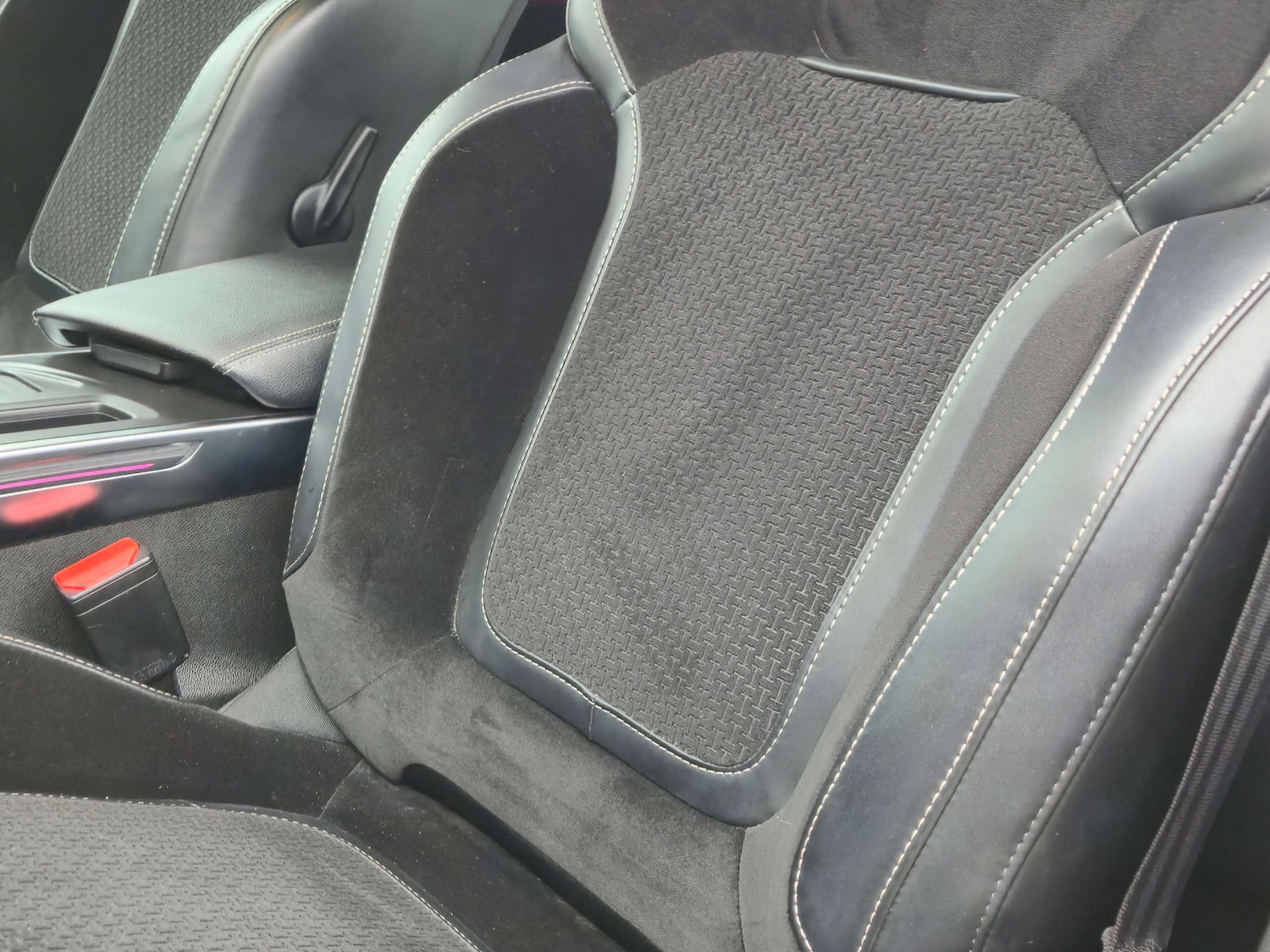 Used Renault Megane 2017 for sale - 76601085: Photo 32