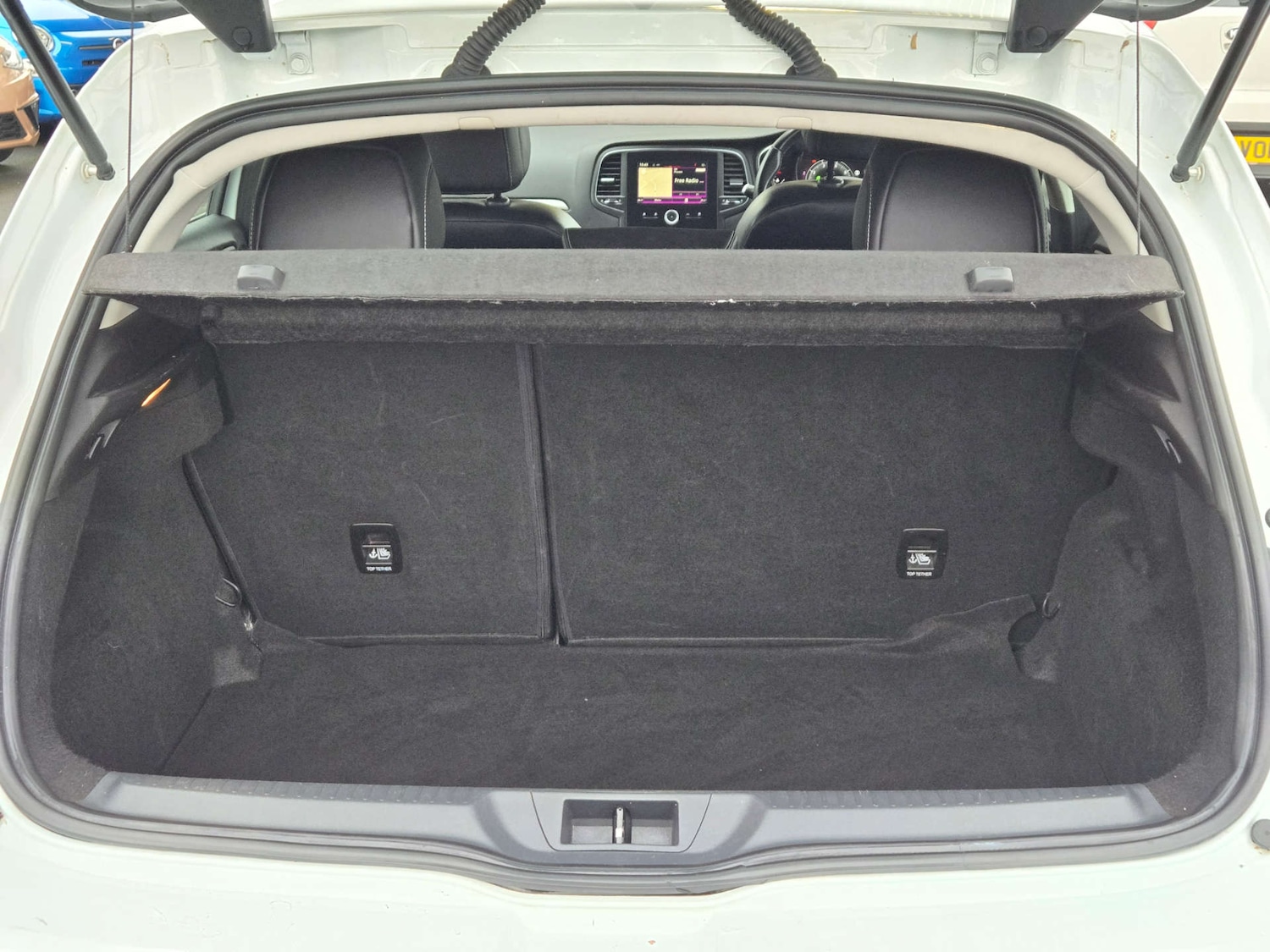 Used Renault Megane 2017 for sale - 76601085: Photo 6