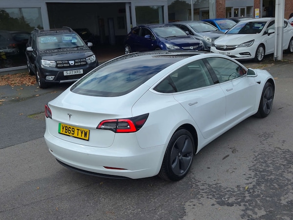 Used Tesla Model 3 2019 for sale - 76202274: Photo 15