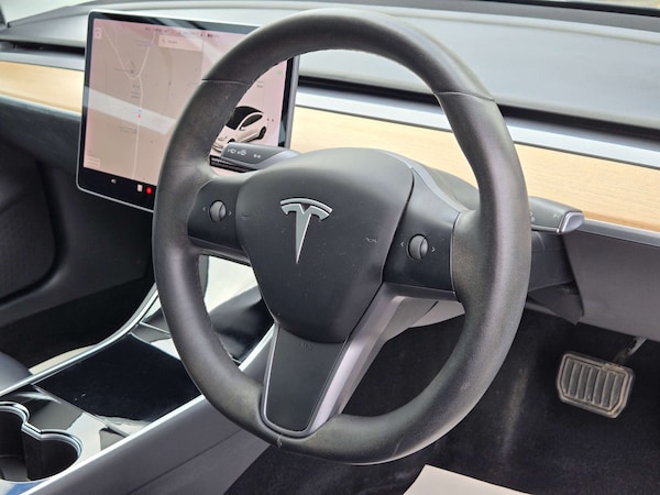 Used Tesla Model 3 2019 for sale - 76202274: Photo 17