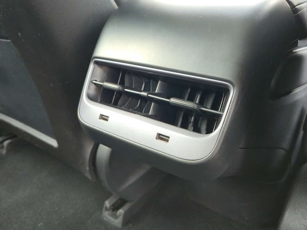Used Tesla Model 3 2019 for sale - 76202274: Photo 25