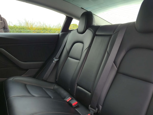Used Tesla Model 3 2019 for sale - 76202274: Photo 27