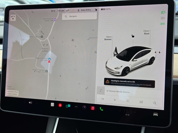 Used Tesla Model 3 2019 for sale - 76202274: Photo 34