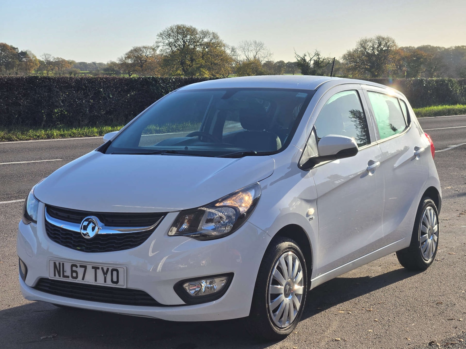 Used Vauxhall Viva 2017 for sale - 76599677: Photo 2