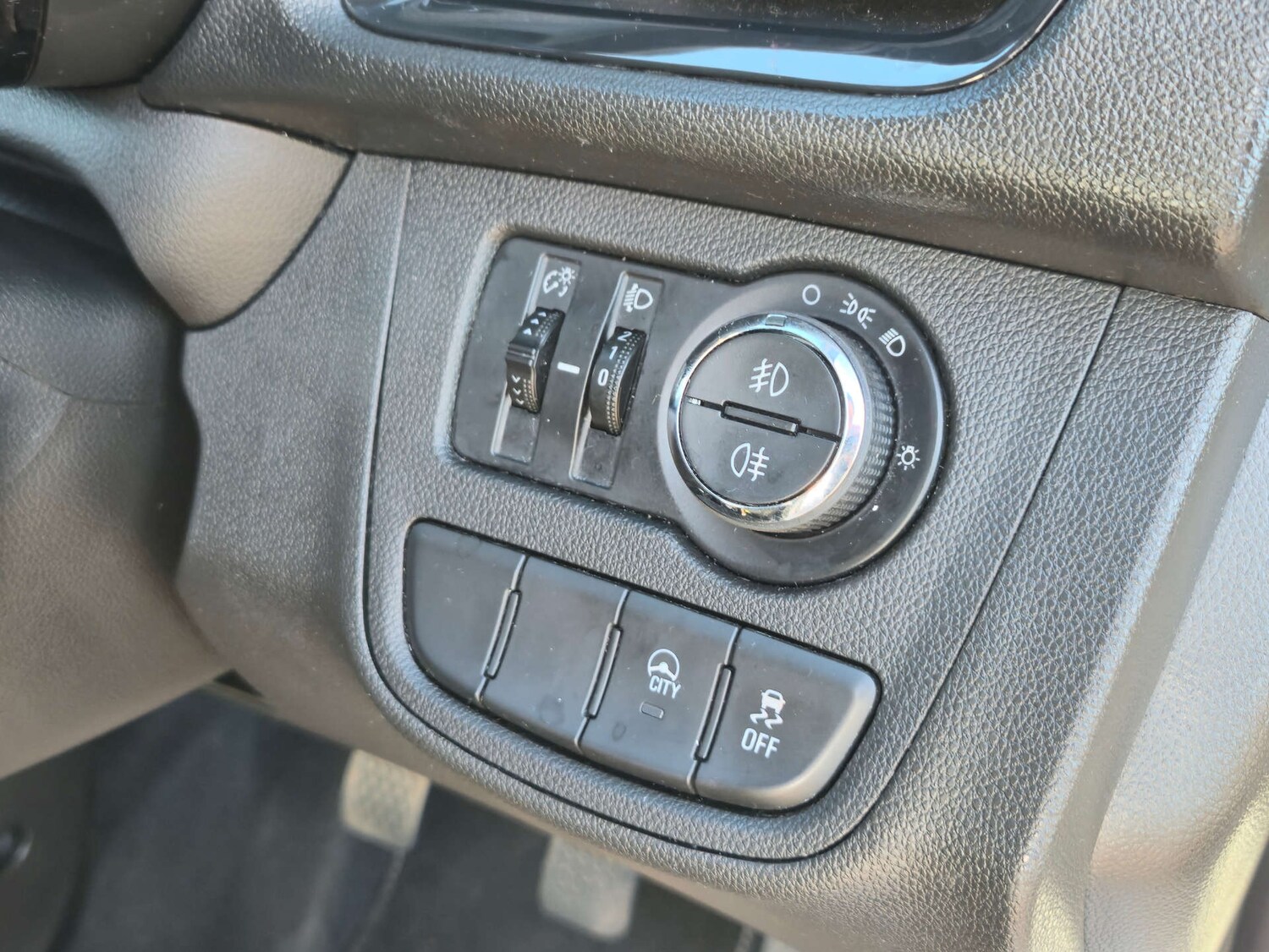 Used Vauxhall Viva 2017 for sale - 76599677: Photo 30