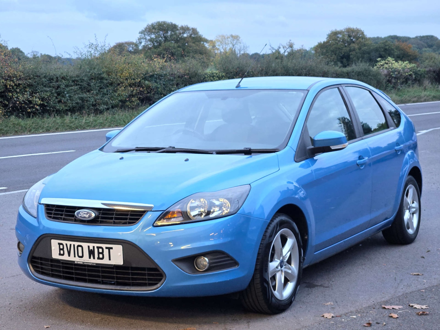 Used Ford Focus 2010 for sale - 76314259: Photo 2