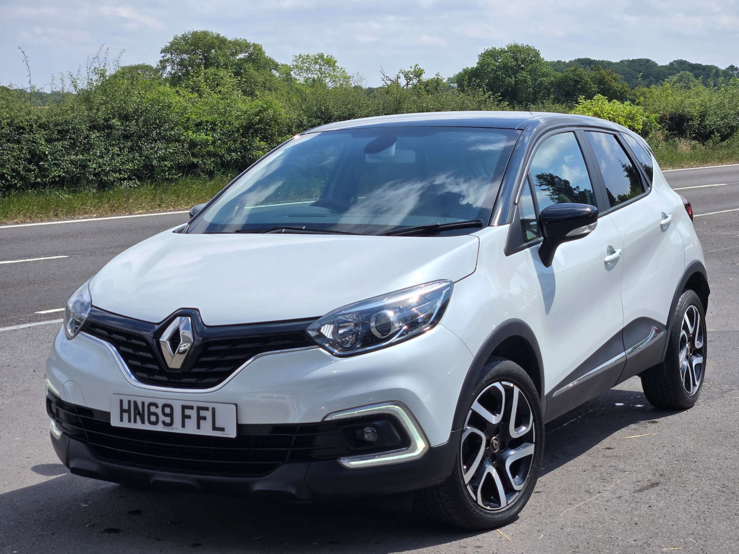 Used Renault Captur 2019 for sale - 77198047: Photo 2