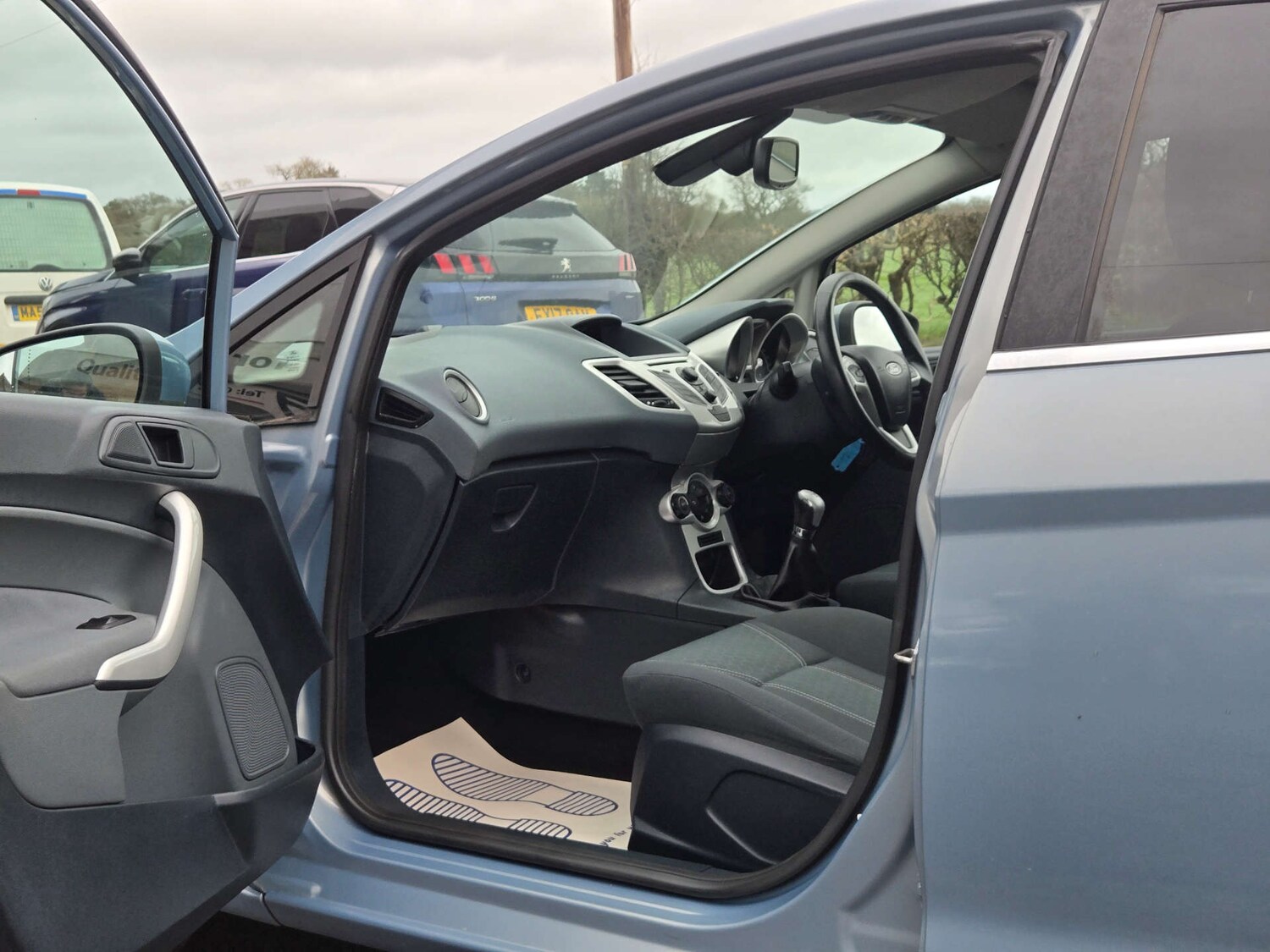 Used Ford Fiesta 2009 for sale - 77850730: Photo 28