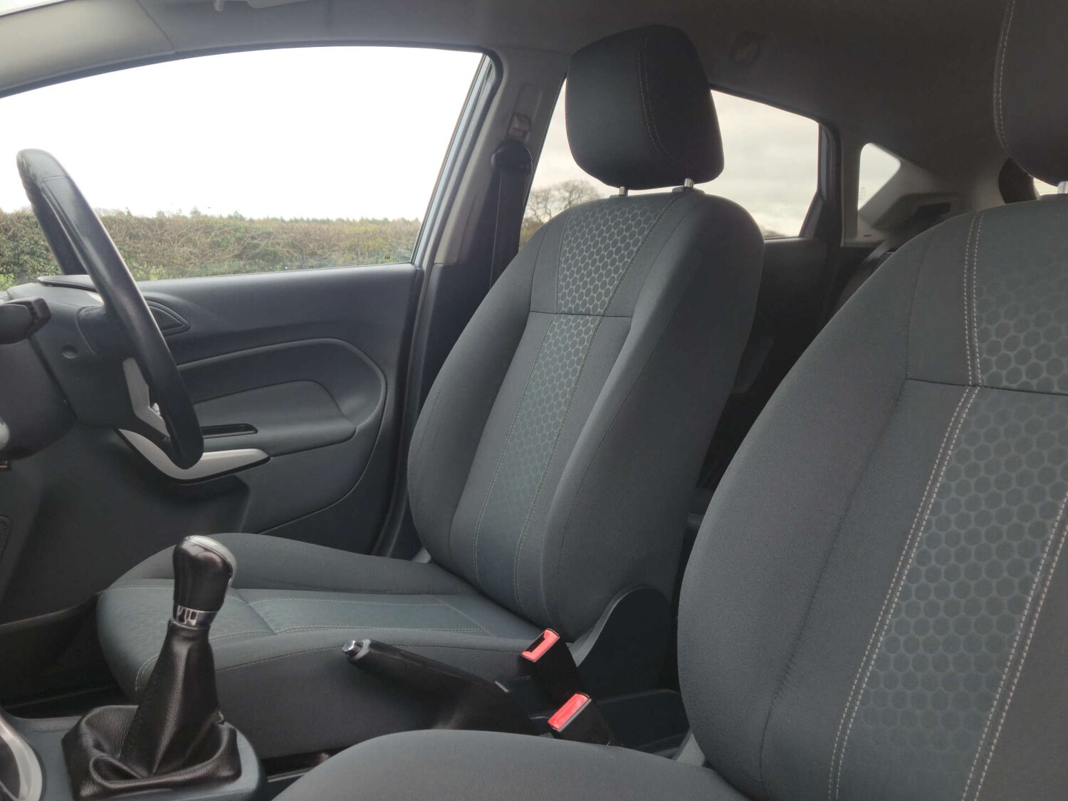 Used Ford Fiesta 2009 for sale - 77850730: Photo 32