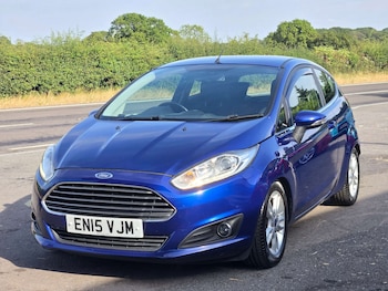 Used Ford Fiesta 2015 for sale - 79315232: Photo