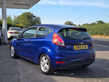 Used Ford Fiesta 2015 for sale - 79315232: Photo