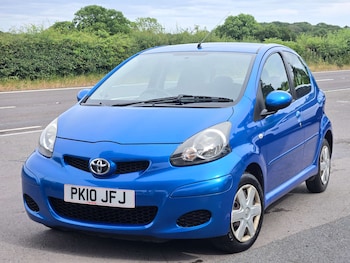 Used Toyota AYGO 2010 for sale - 79122351: Photo