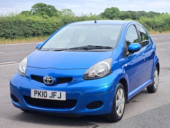 Used Toyota AYGO 2010 for sale - 79122351: Photo