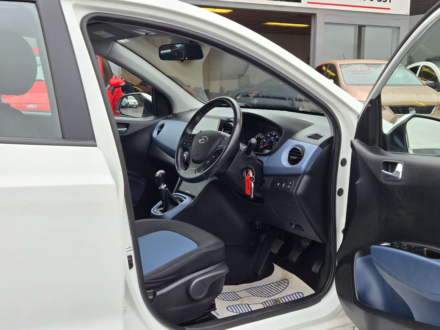 Used Hyundai i10 2015 for sale - 76659841: Photo 16