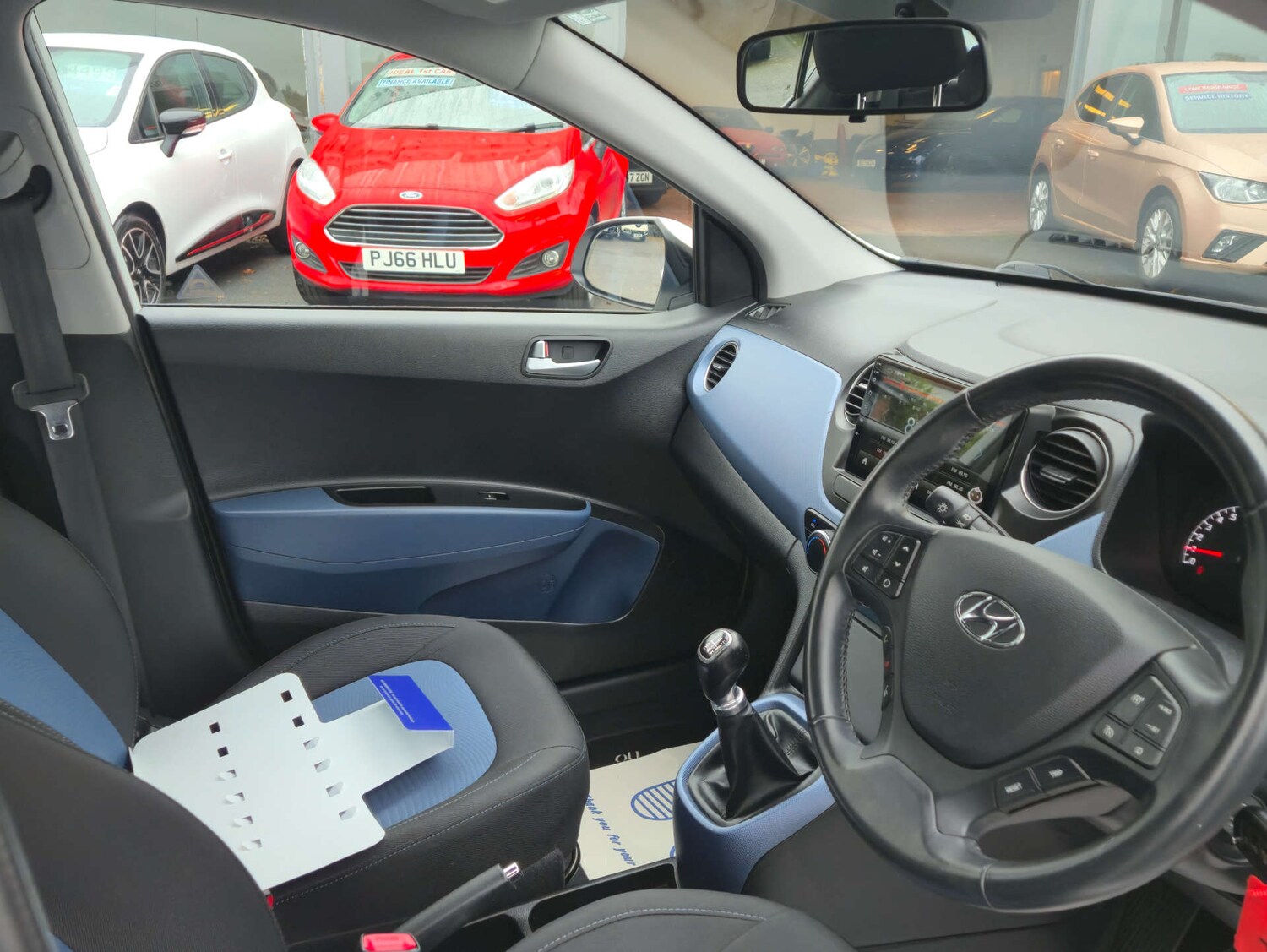 Used Hyundai i10 2015 for sale - 76659841: Photo 18