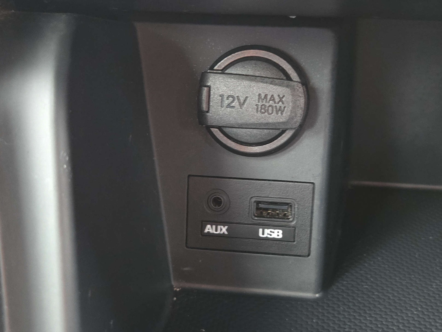 Used Hyundai i10 2015 for sale - 76659841: Photo 39