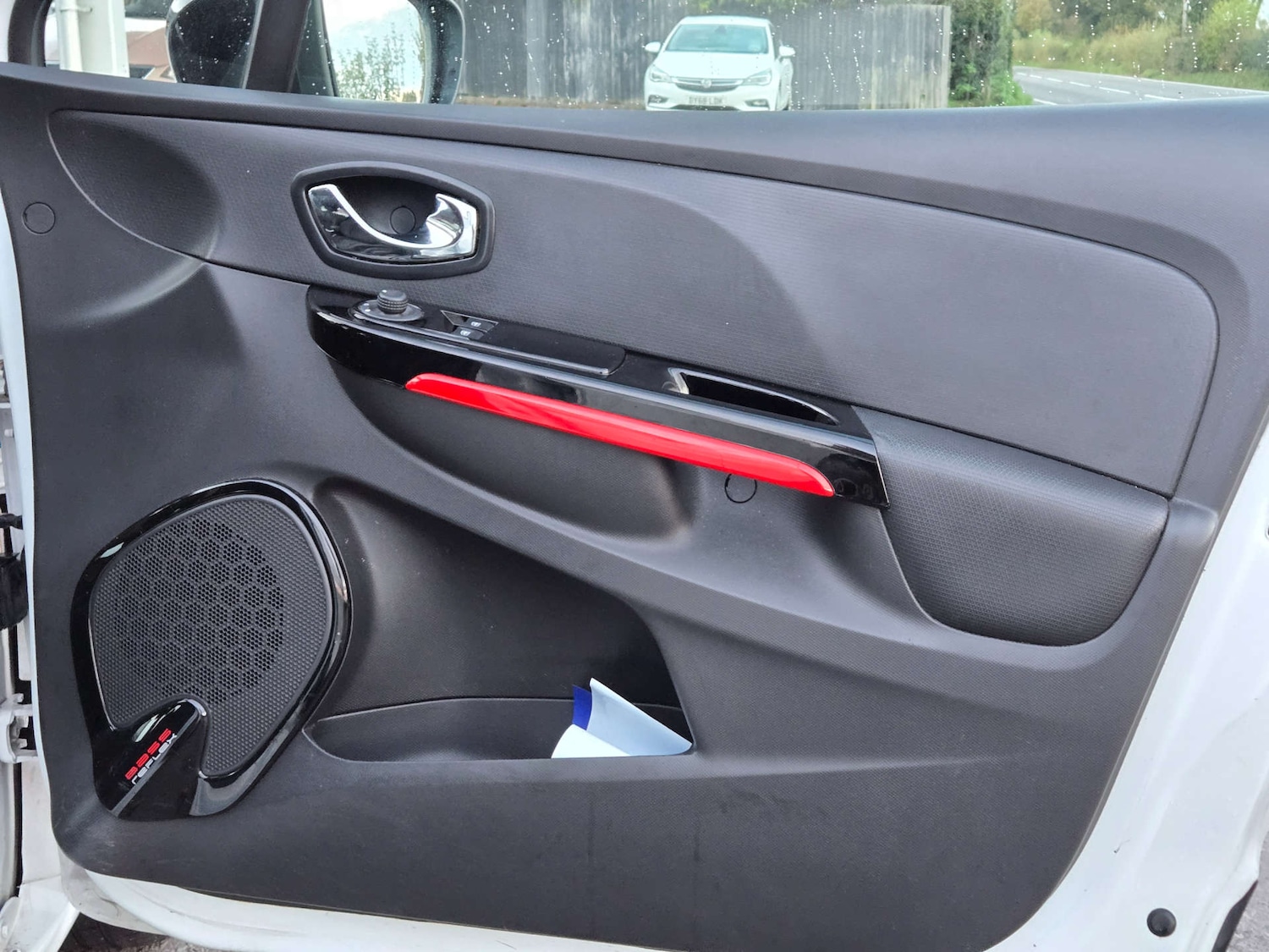 Used Renault Clio 2014 for sale - 76376990: Photo 16