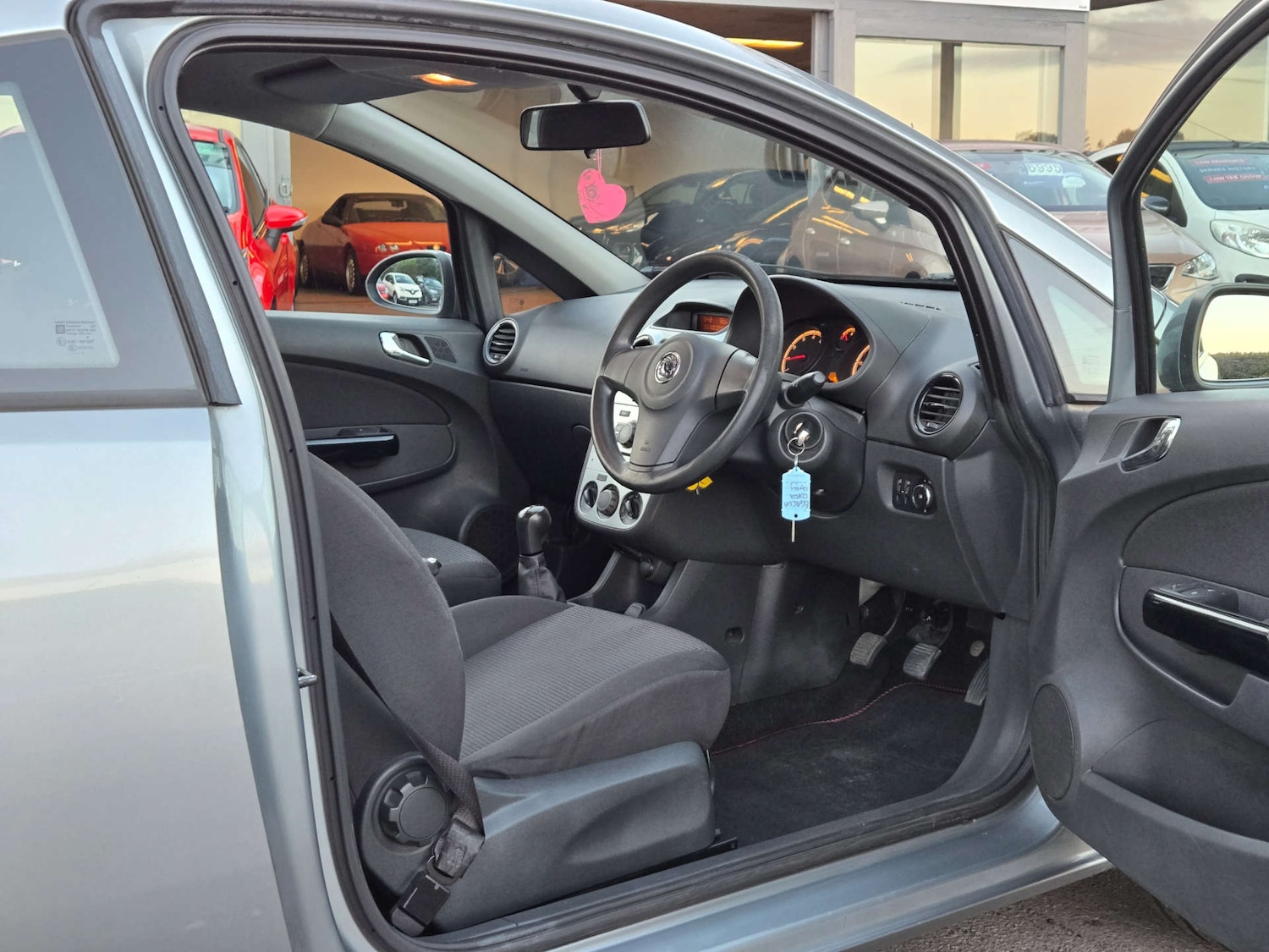 Used Vauxhall Corsa 2011 for sale - 76522555: Photo 18