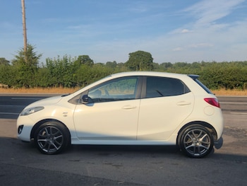 Used Mazda Mazda2 2014 for sale - 79498439: Photo