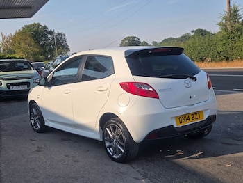 Used Mazda Mazda2 2014 for sale - 79498439: Photo