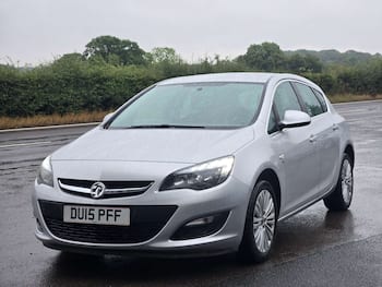 Used Vauxhall Astra 2015 for sale - 79673486: Photo