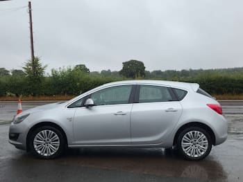 Used Vauxhall Astra 2015 for sale - 79673486: Photo