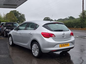 Used Vauxhall Astra 2015 for sale - 79673486: Photo
