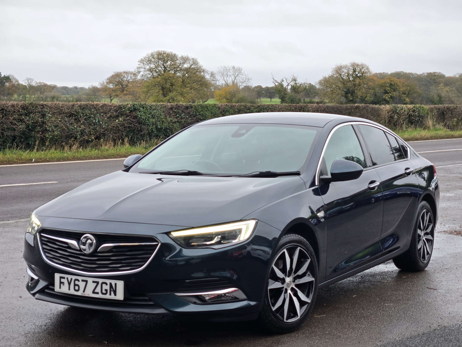 Used Vauxhall Insignia 2017 for sale - 76659843: Photo 1