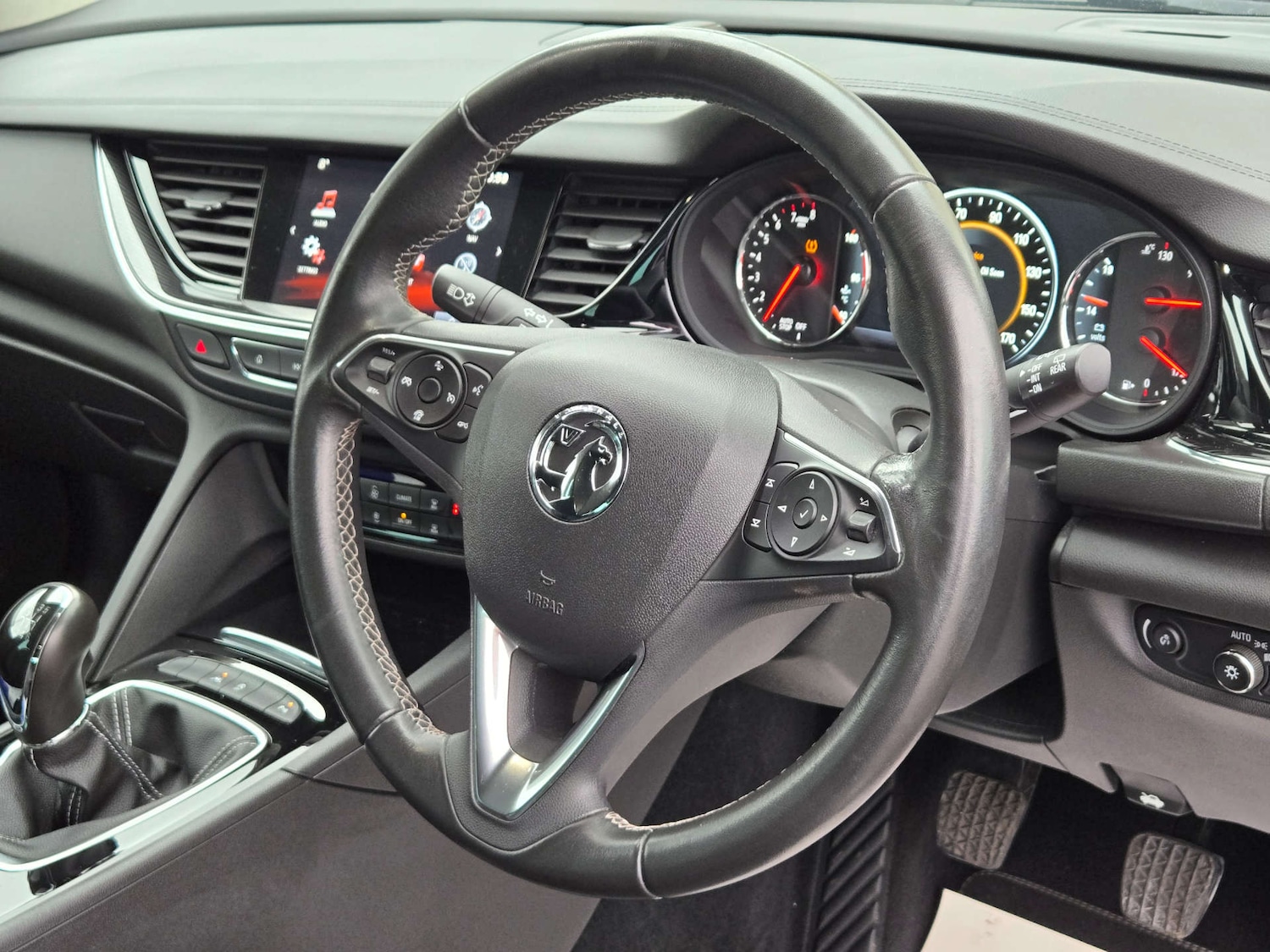 Used Vauxhall Insignia 2017 for sale - 76659843: Photo 17