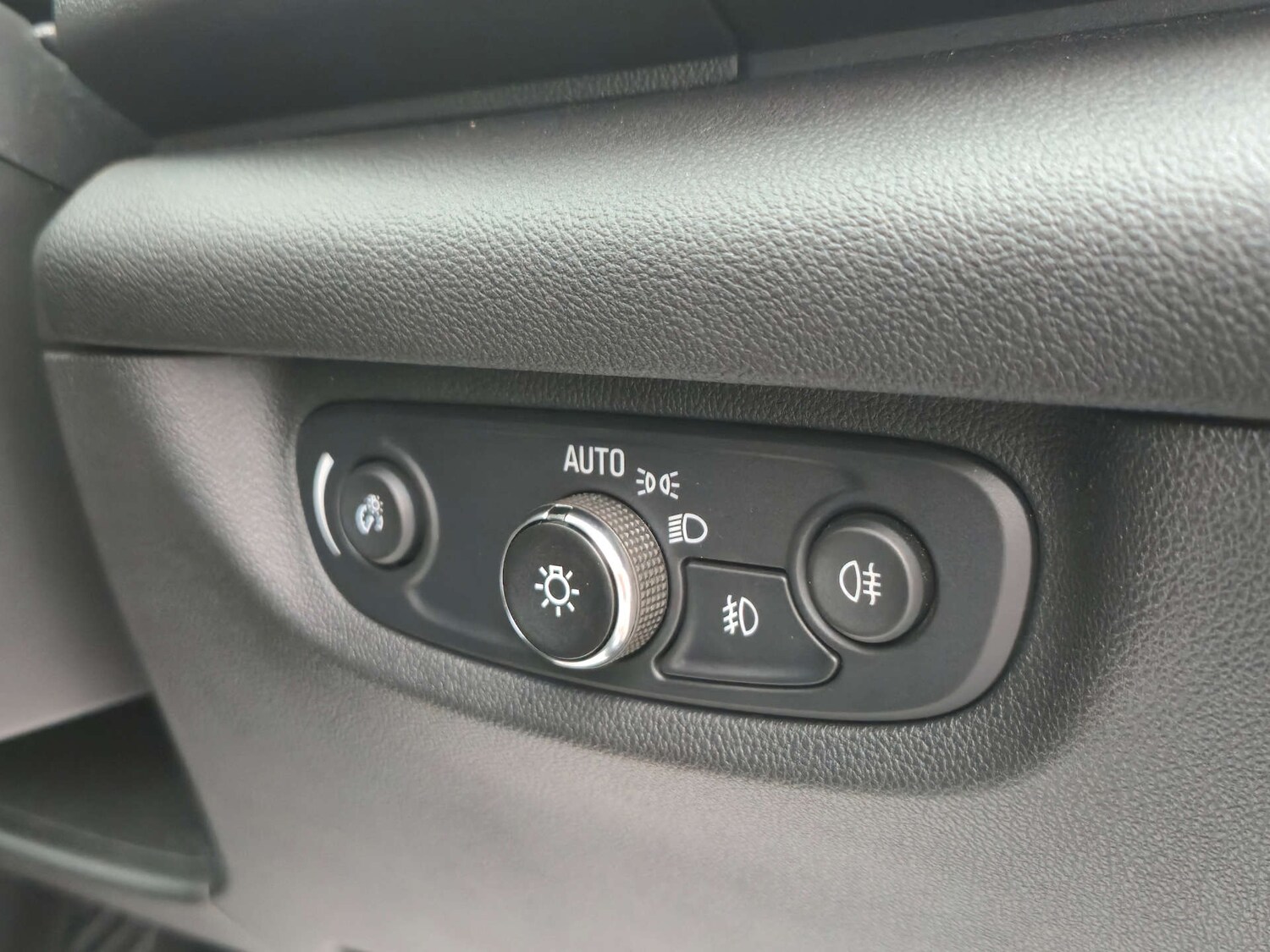 Used Vauxhall Insignia 2017 for sale - 76659843: Photo 37