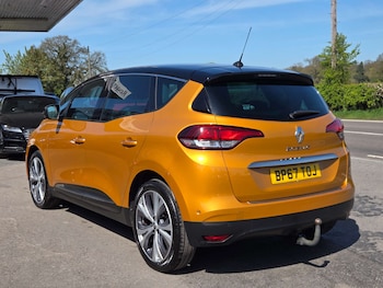 Used Renault Scenic 2018 for sale - 78345016: Photo