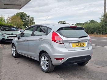 Used Ford Fiesta 2016 for sale - 79555524: Photo