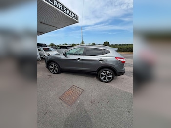 Used Nissan Qashqai 2016 for sale - 79231979: Photo