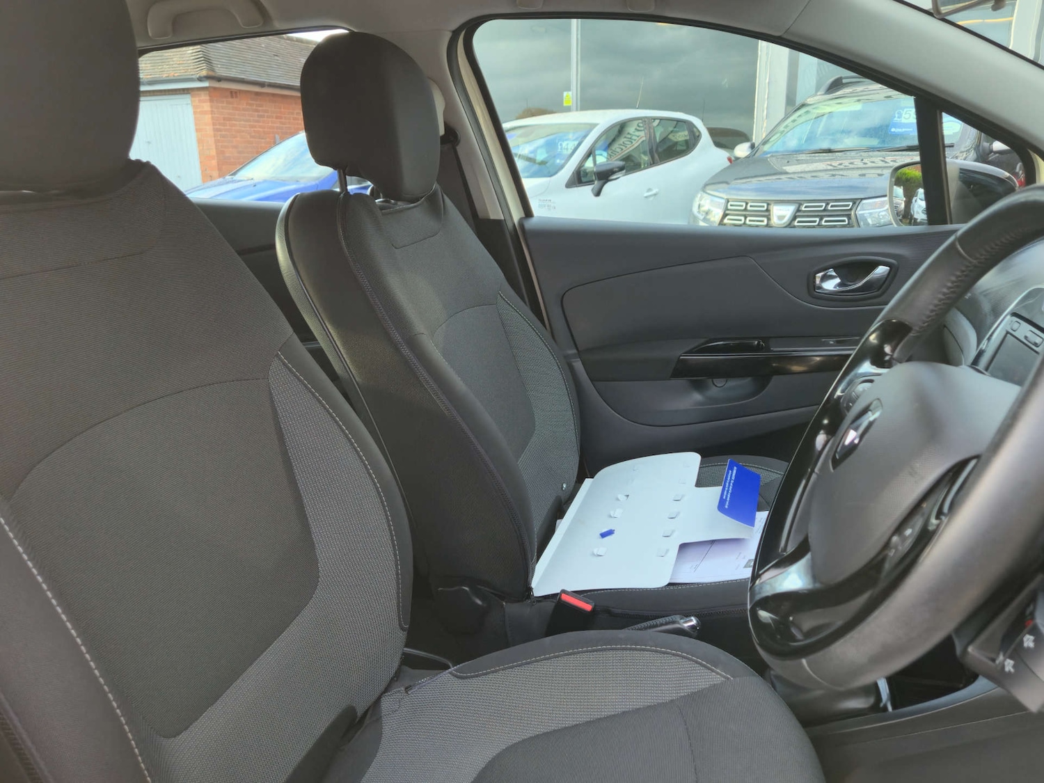 Used Renault Captur 2016 for sale - 76437903: Photo 11