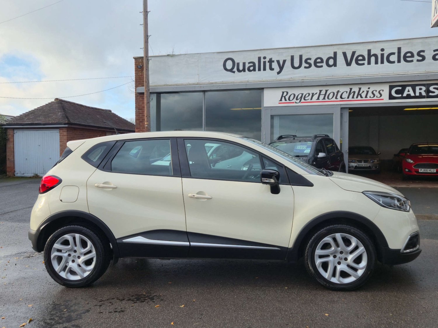 Used Renault Captur 2016 for sale - 76437903: Photo 14