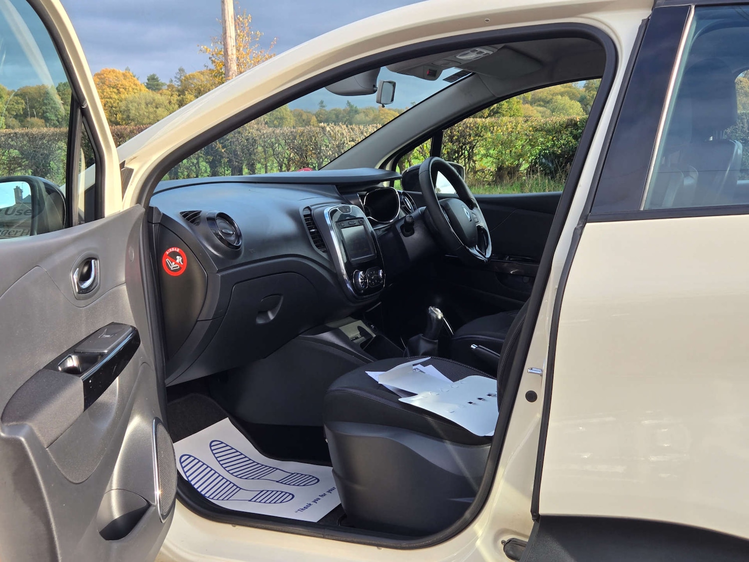 Used Renault Captur 2016 for sale - 76437903: Photo 25