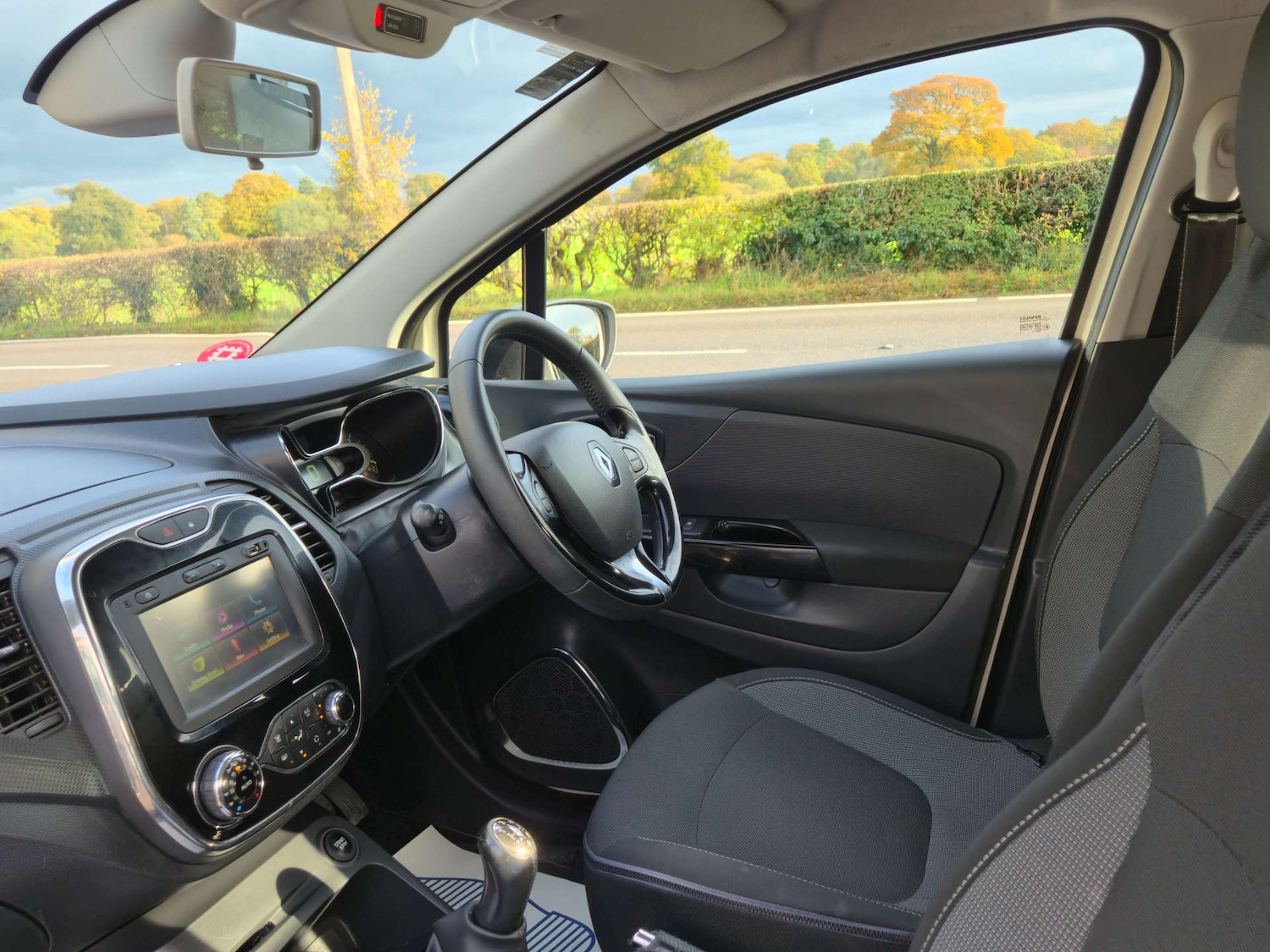 Used Renault Captur 2016 for sale - 76437903: Photo 29