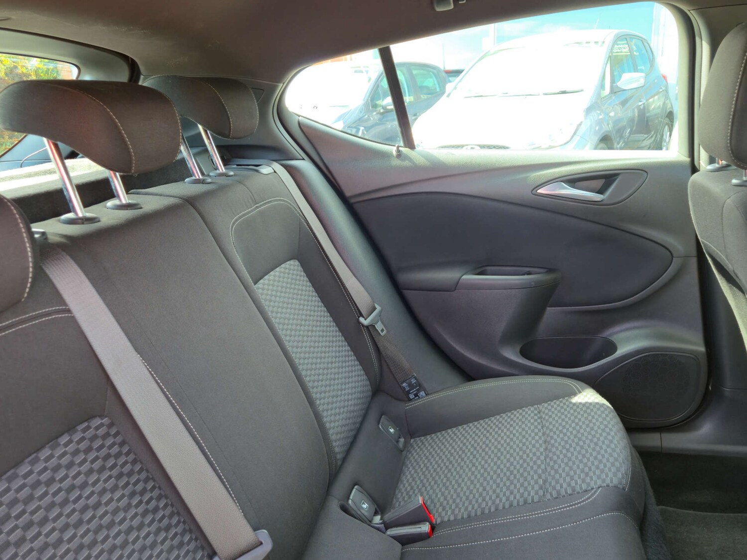 Used Vauxhall Astra 2017 for sale - 78159037: Photo 25