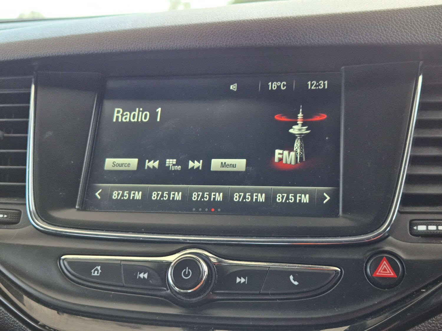 Used Vauxhall Astra 2017 for sale - 78159037: Photo 35