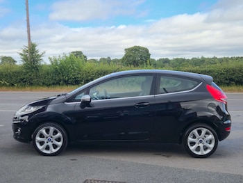 Used Ford Fiesta 2012 for sale - 79114528: Photo