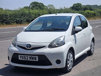 Used Toyota AYGO 2013 for sale - 79226739: Photo