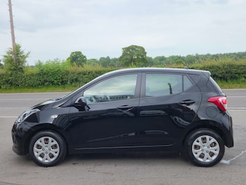 Used Hyundai i10 2014 for sale - 78915162: Photo
