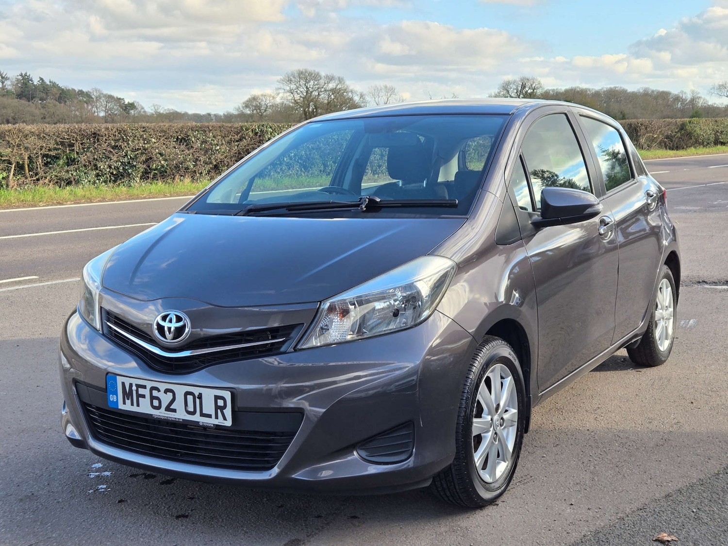 Used Toyota Yaris 2012 for sale - 77704056: Photo 12