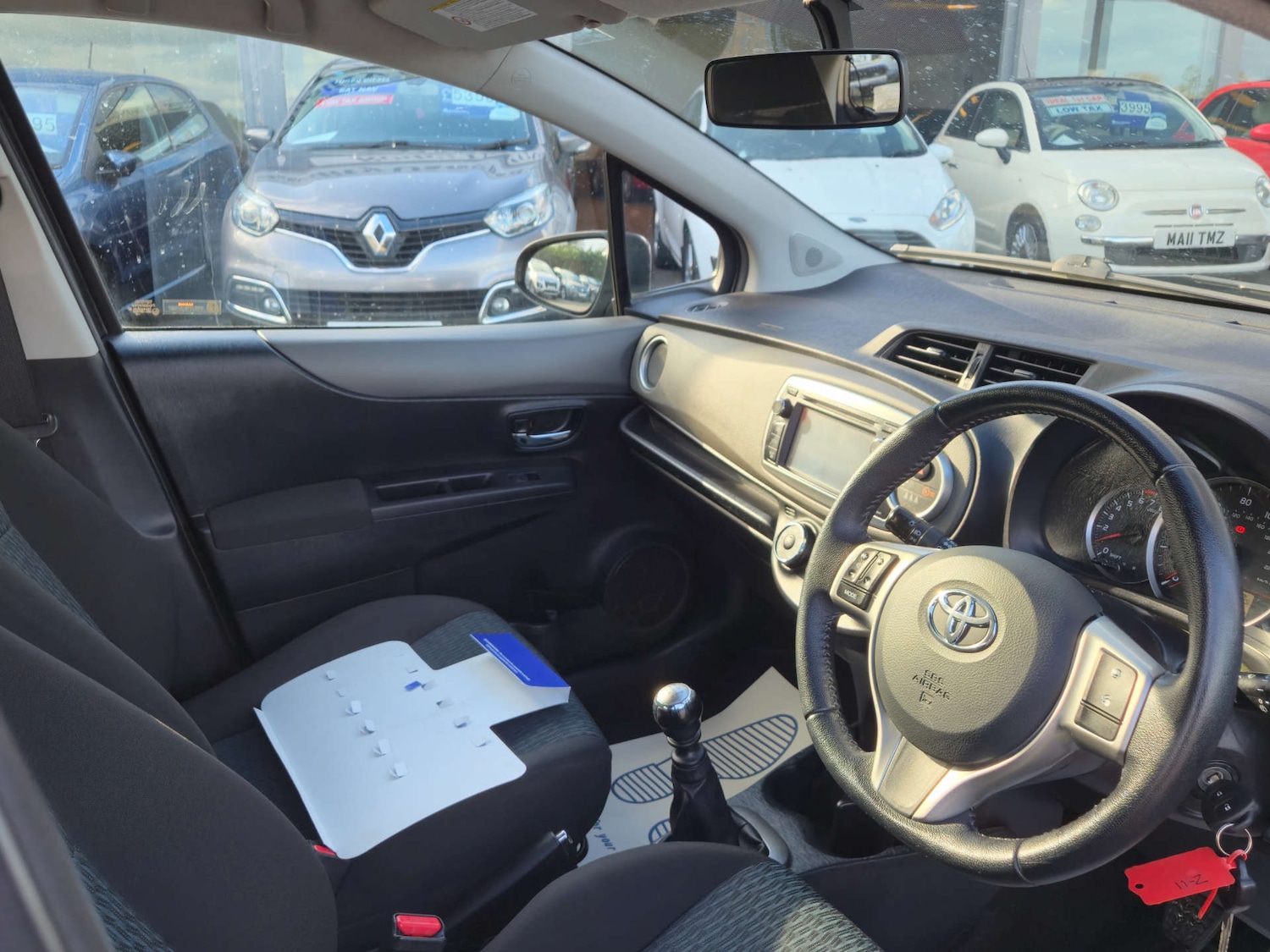 Used Toyota Yaris 2012 for sale - 77704056: Photo 19