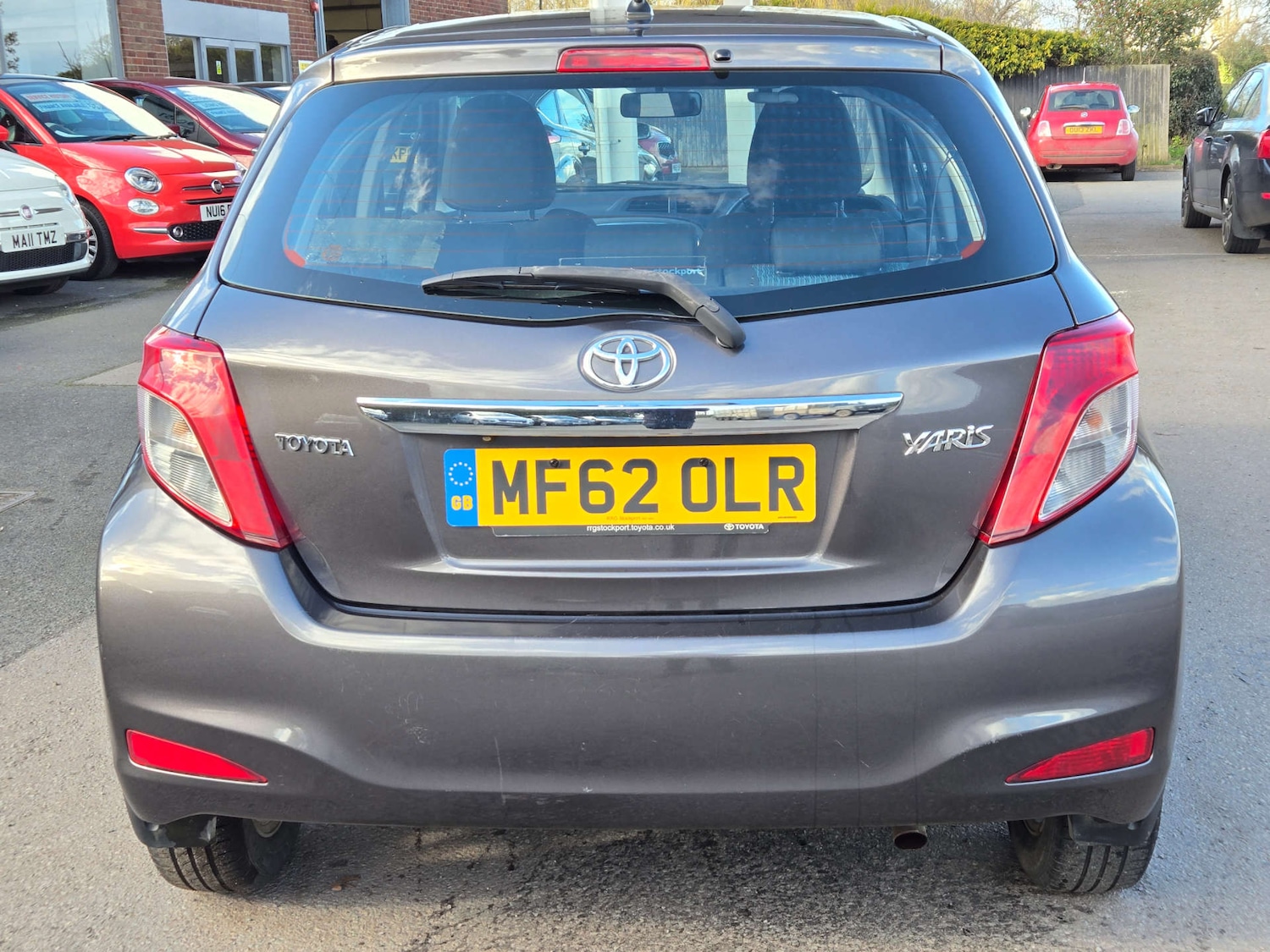 Used Toyota Yaris 2012 for sale - 77704056: Photo 5