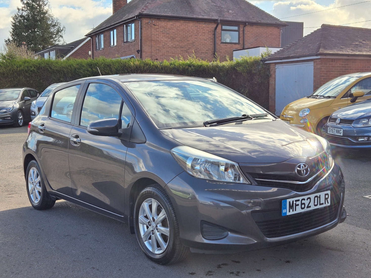 Used Toyota Yaris 2012 for sale - 77704056: Photo 9