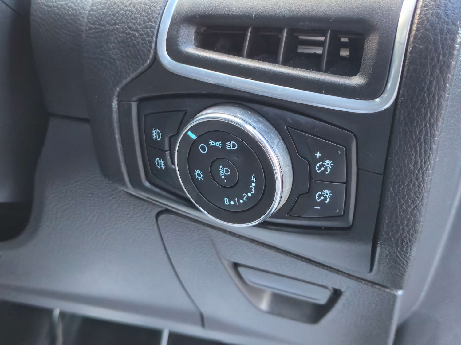 Used Ford Focus 2012 for sale - 77704372: Photo 22